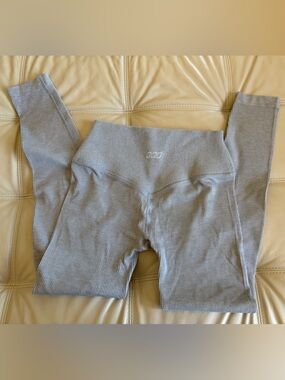 Lorna Jane Gray Ribbed High-Waist Leggings